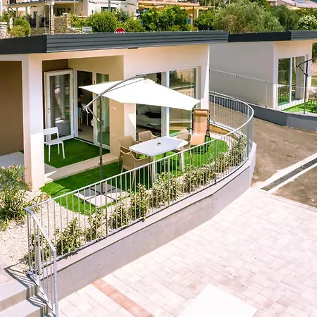 אתר קמפינג Arti Homes Rab