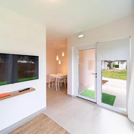 Arti Homes Rab * ראב