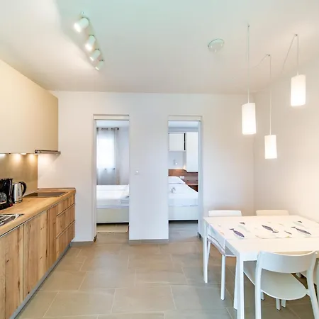 캠프장 Arti Homes Rab *