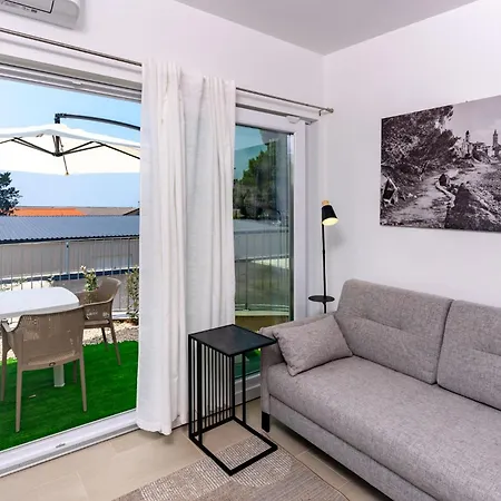 Arti Homes Rab 캠프장 라브