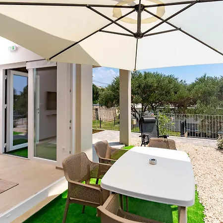 Arti Homes Rab Campsite *